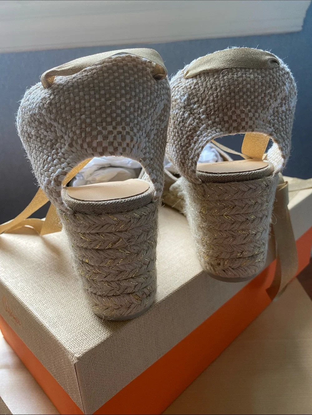 Castañer Low Carina Espadrille in Gold Canvas